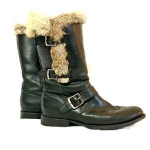 Black leather zip-up fur-lined Frye boots